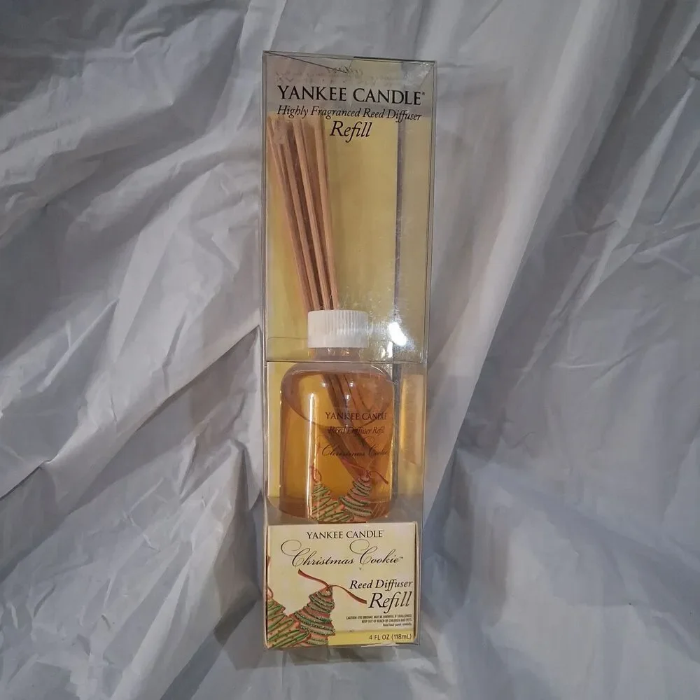 Vintage Yankee Candle, Reed Diffuser Refill Set- Christmas Cookie Scent